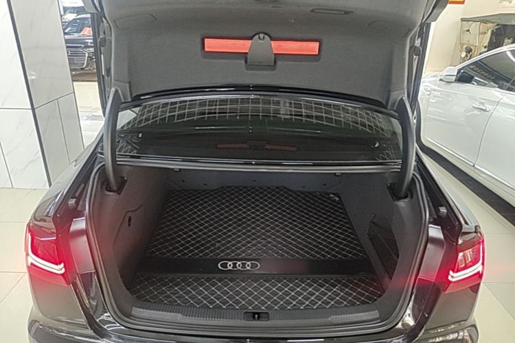 Used Audi A6L 2017 TFSI Technology Edition Trunk