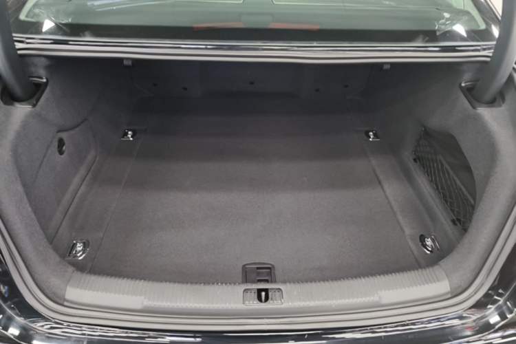 Used Audi A6L 2017 45 TFSI quattro Sport Edition Trunk