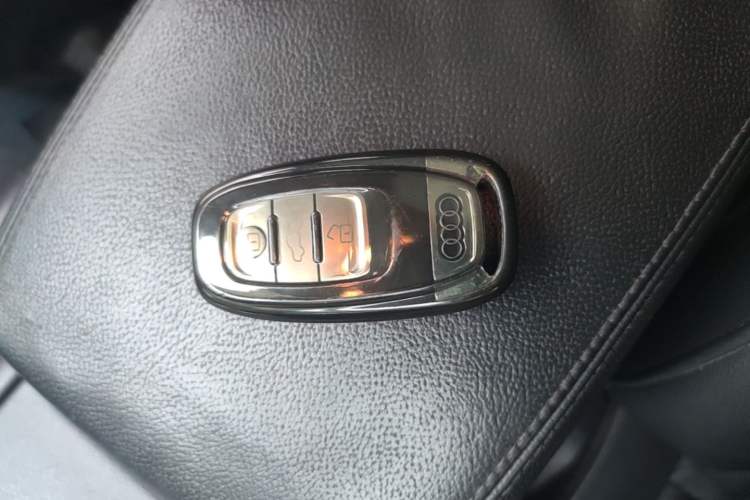 Used Audi A6L 2017 45 TFSI quattro Sport Edition Vehicle Key