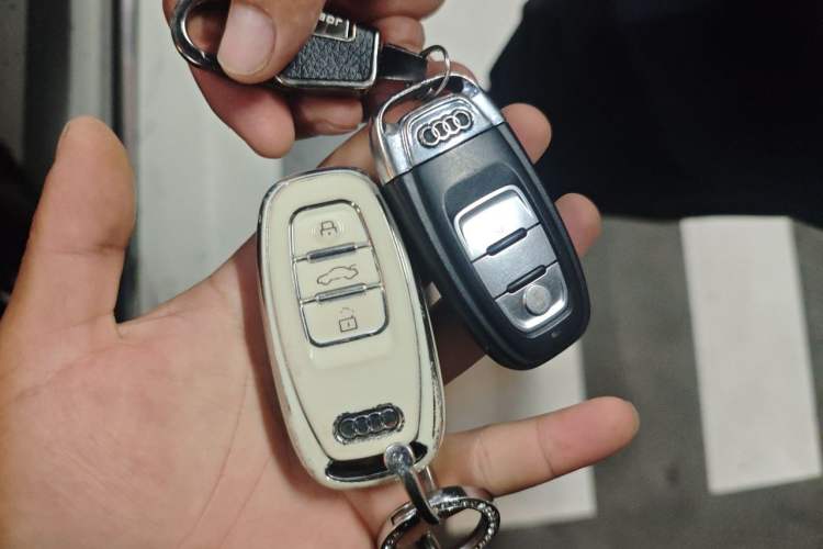 Used Audi A6L 2017 30 FSI Comfort Model Vehicle Key