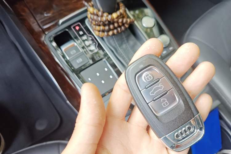 Used Audi A6L 2017 30 FSI Comfort Model Vehicle Key