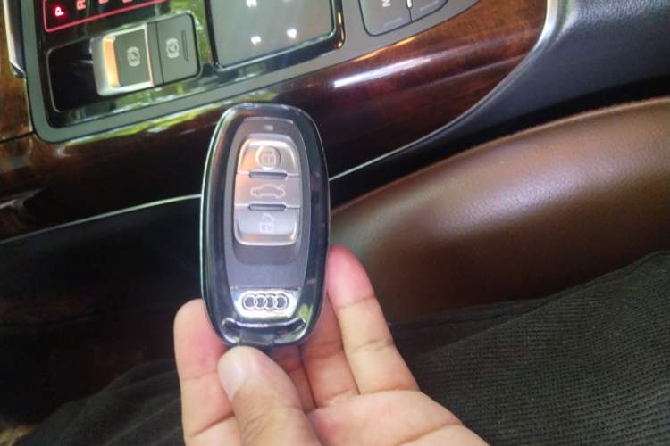 Used Audi A6L 2017 30 FSI Comfort Model Vehicle Key