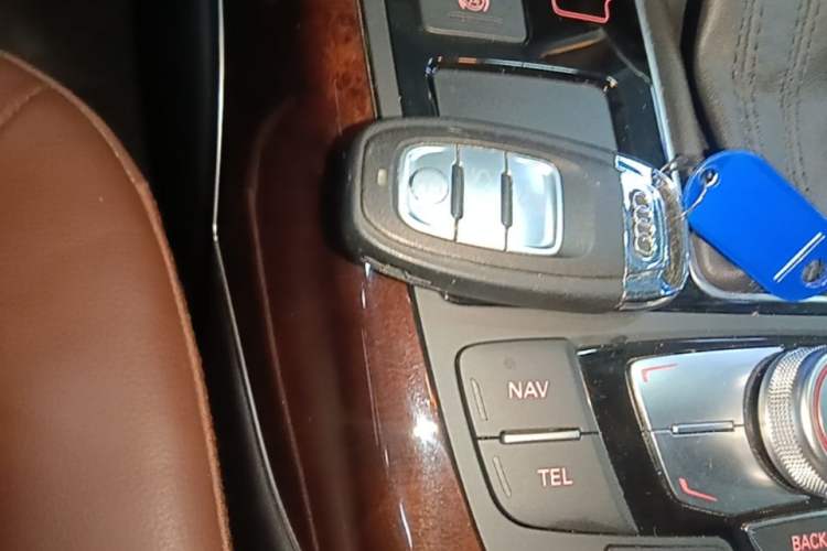 Used Audi A6L 2017 30 FSI Comfort Model Vehicle Key