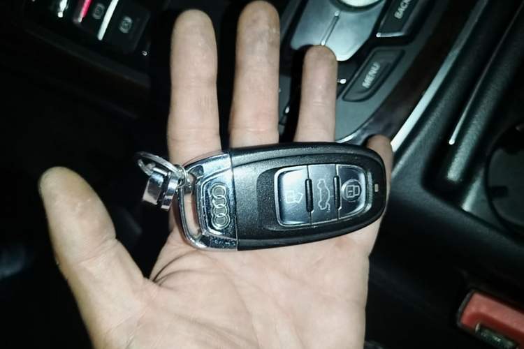 Used Audi A6L 2017 30 FSI Comfort Model Vehicle Key