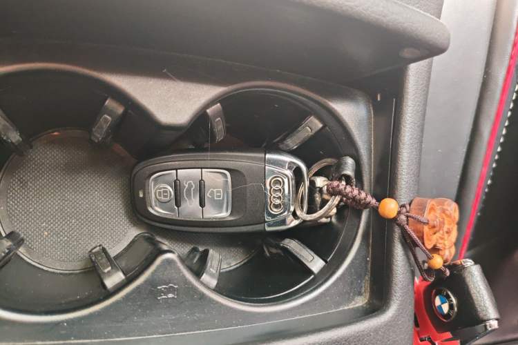 Used Audi A6L 2017 TFSI Sport Edition Vehicle Key