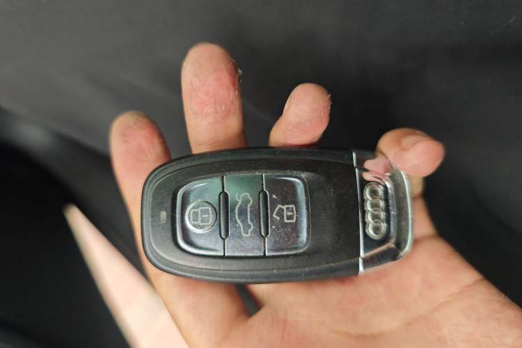 Used Audi A6L 2017 30 FSI Comfort Model Vehicle Key
