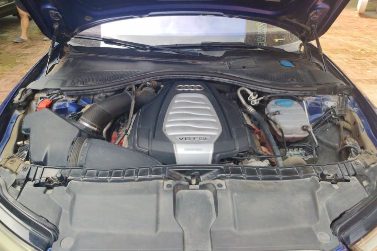 Used Audi A6L 2017 30 FSI Comfort Model Engine Bay