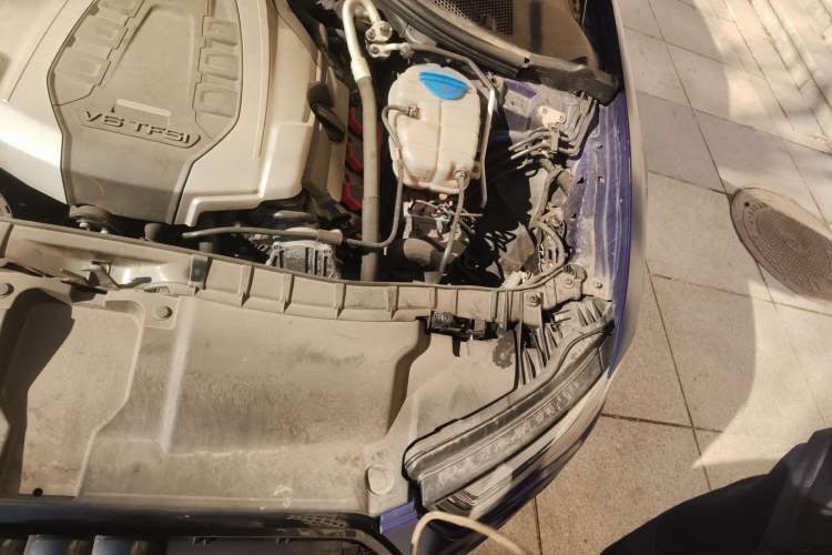 Used Audi A6L 2017 45 TFSI quattro Sport Edition Engine Bay Left