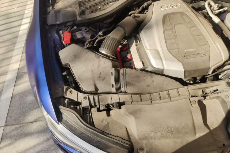 Used Audi A6L 2017 45 TFSI quattro Sport Edition Engine Bay Right