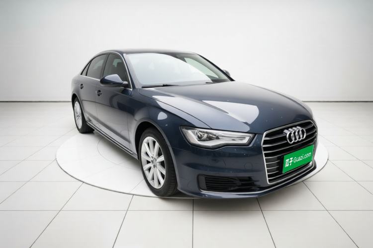 Used Audi A6L 2017 TFSI Technology Edition Front Right 45 Deg