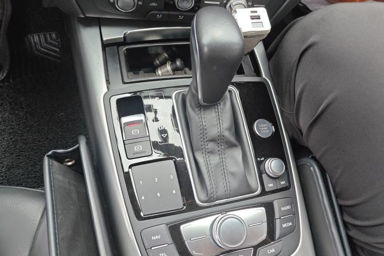 Used Audi A6L 2017 TFSI Technology Edition Gear Lever