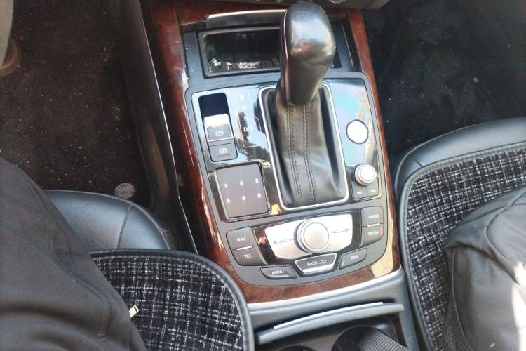 Used Audi A6L 2017 30 FSI Comfort Model Gear Lever