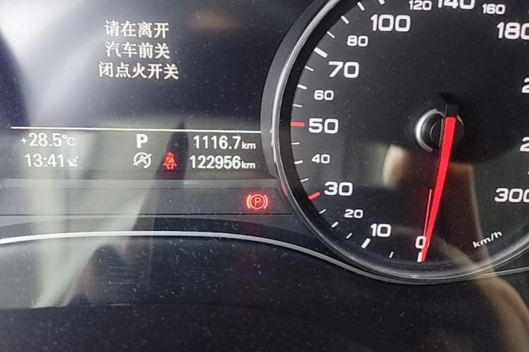Used Audi A6L 2017 TFSI Technology Edition Odometer Close Up