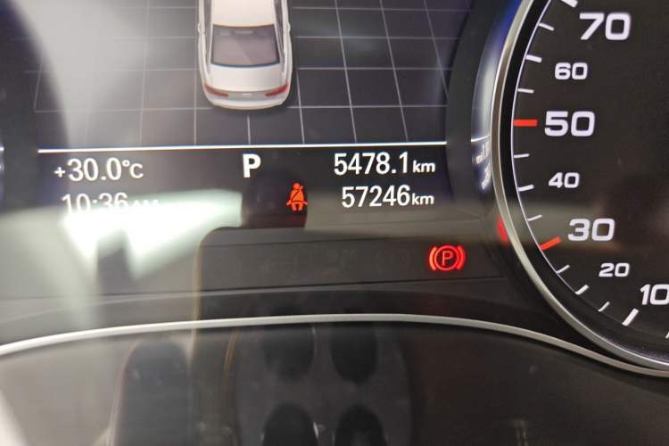Used Audi A6L 2017 TFSI Technology Edition Odometer Close Up