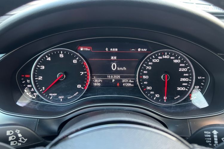 Used Audi A6L 2017 45 TFSI quattro Sport Edition Odometer Close Up
