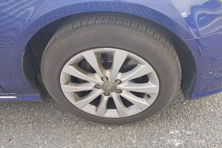 Used Audi A6L 2017 TFSI Technology Edition Right Front Wheel Hub