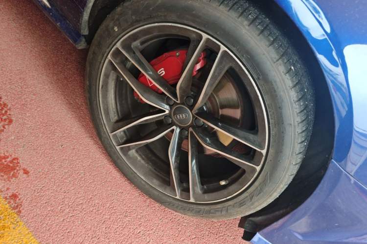Used Audi A6L 2017 TFSI Technology Edition Right Front Wheel Hub