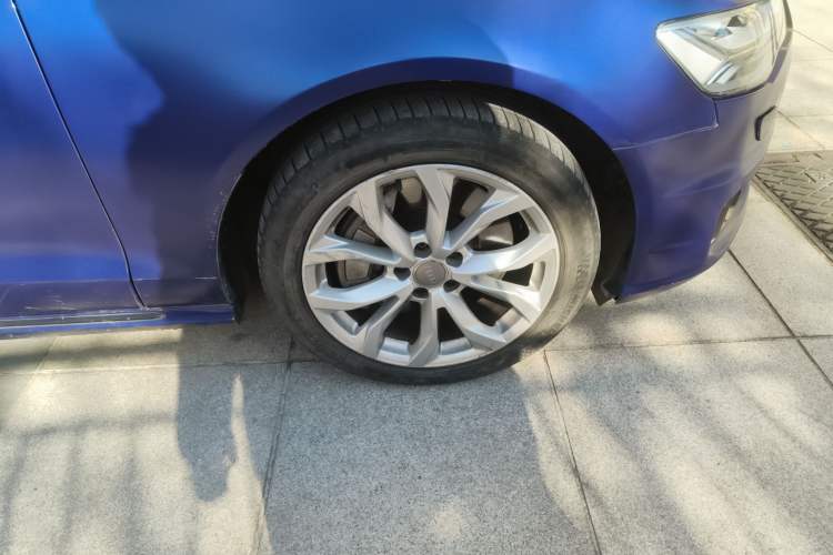 Used Audi A6L 2017 45 TFSI quattro Sport Edition Right Front Wheel Hub