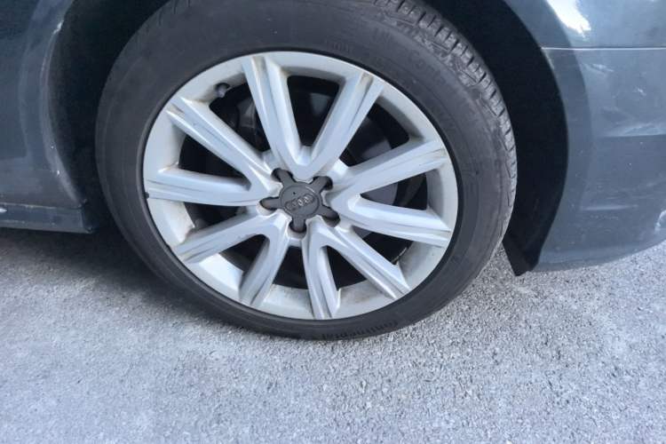 Used Audi A6L 2017 TFSI Technology Edition Right Front Wheel Hub