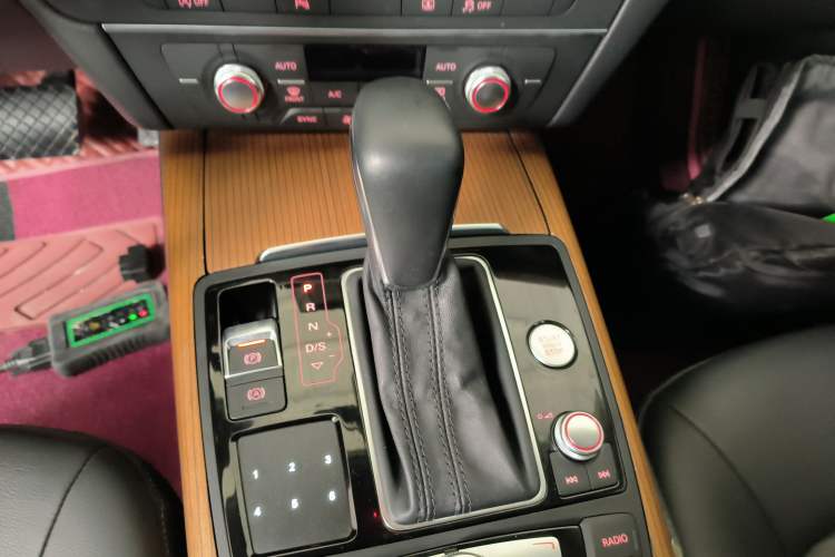 Used Audi A6L 2017 30 FSI Comfort Model Gear Lever