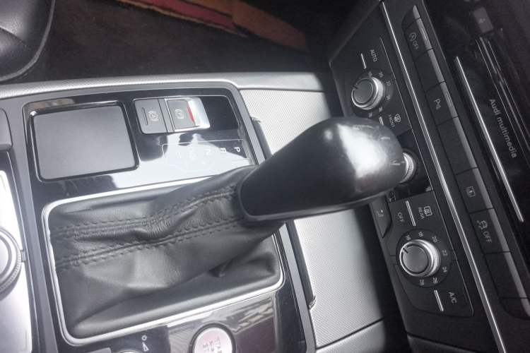 Used Audi A6L 2017 TFSI Technology Edition Gear Lever