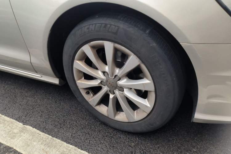 Used Audi A6L 2017 TFSI Technology Edition Right Front Wheel Hub