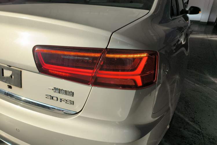 Used Audi A6L 2017 30 FSI Comfort Model Right Rear Taillight