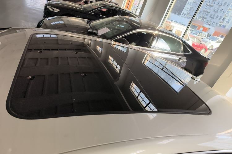 Used Audi A6L 2017 30 FSI Comfort Model Roof