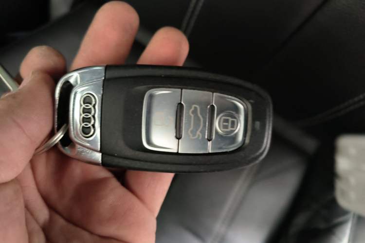 Used Audi A6L 2017 30 FSI Comfort Model Vehicle Key