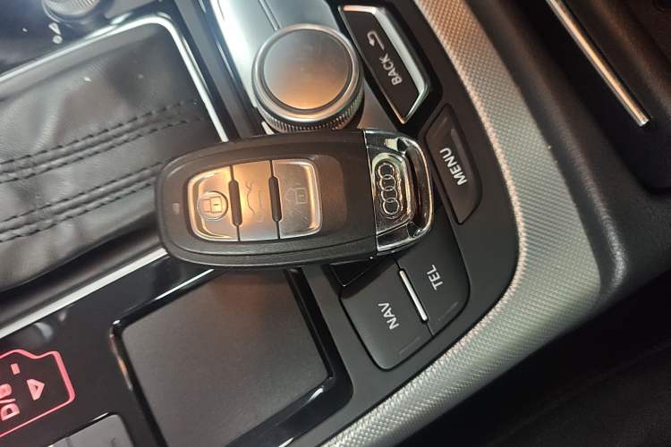 Used Audi A6L 2017 TFSI Technology Edition Vehicle Key