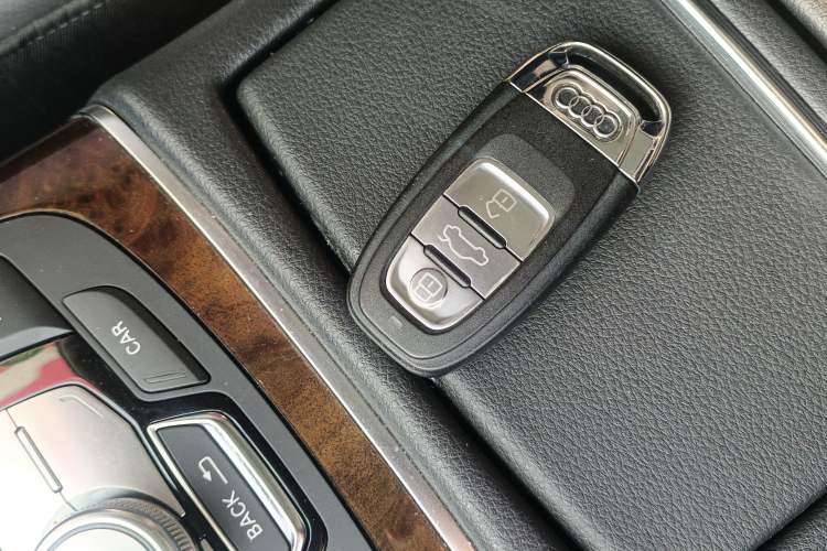 Used Audi A6L 2017 TFSI Comfort Model Vehicle Key