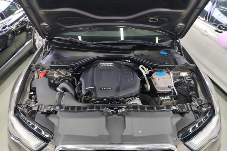 Used Audi A6L 2017 TFSI Comfort Model Engine Bay
