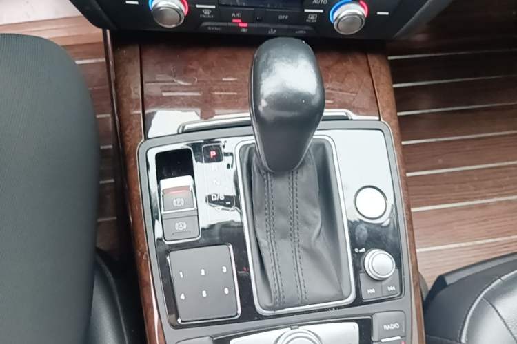 Used Audi A6L 2017 30 FSI Comfort Model Gear Lever