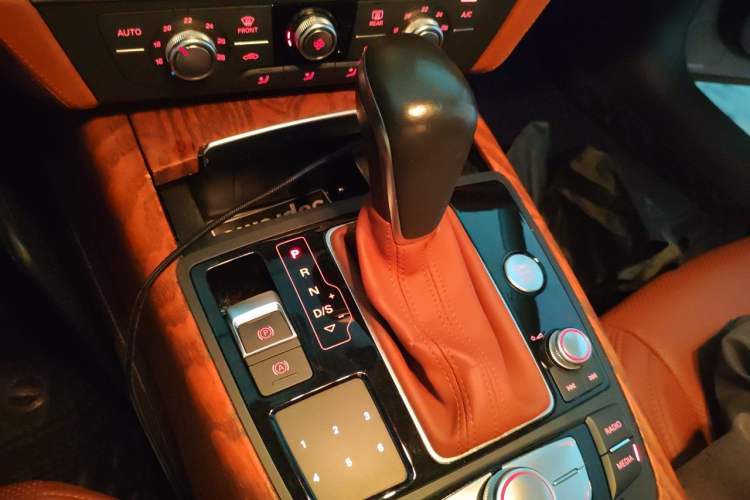 Used Audi A6L 2017 TFSI Technology Edition Gear Lever