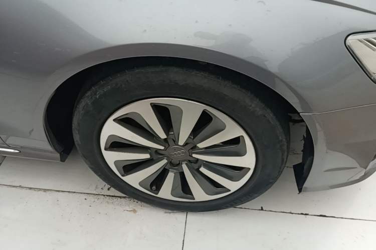 Used Audi A6L 2017 30 FSI Comfort Model Right Front Wheel Hub