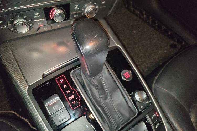 Used Audi A6L 2017 TFSI Technology Edition Gear Lever