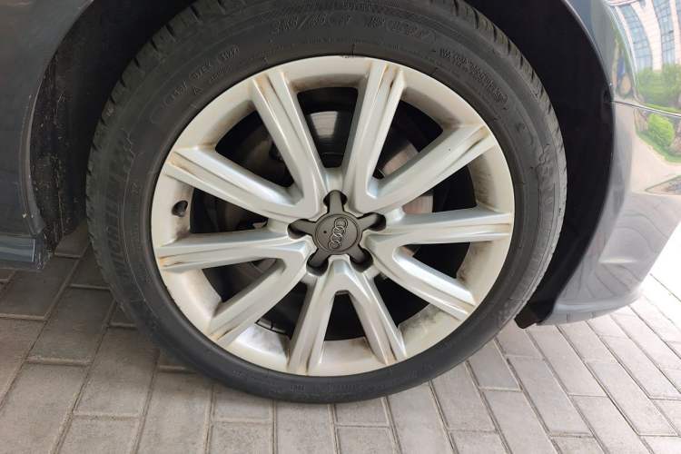 Used Audi A6L 2017 TFSI Technology Edition Right Front Wheel Hub