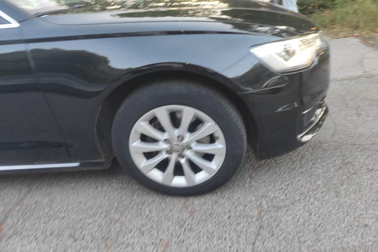 Used Audi A6L 2017 30 FSI Technology Model Right Front Wheel Hub