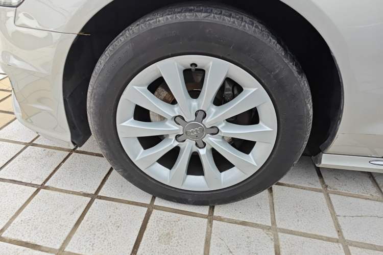 Used Audi A6L 2017 TFSI Technology Edition Left Front Wheel Hub