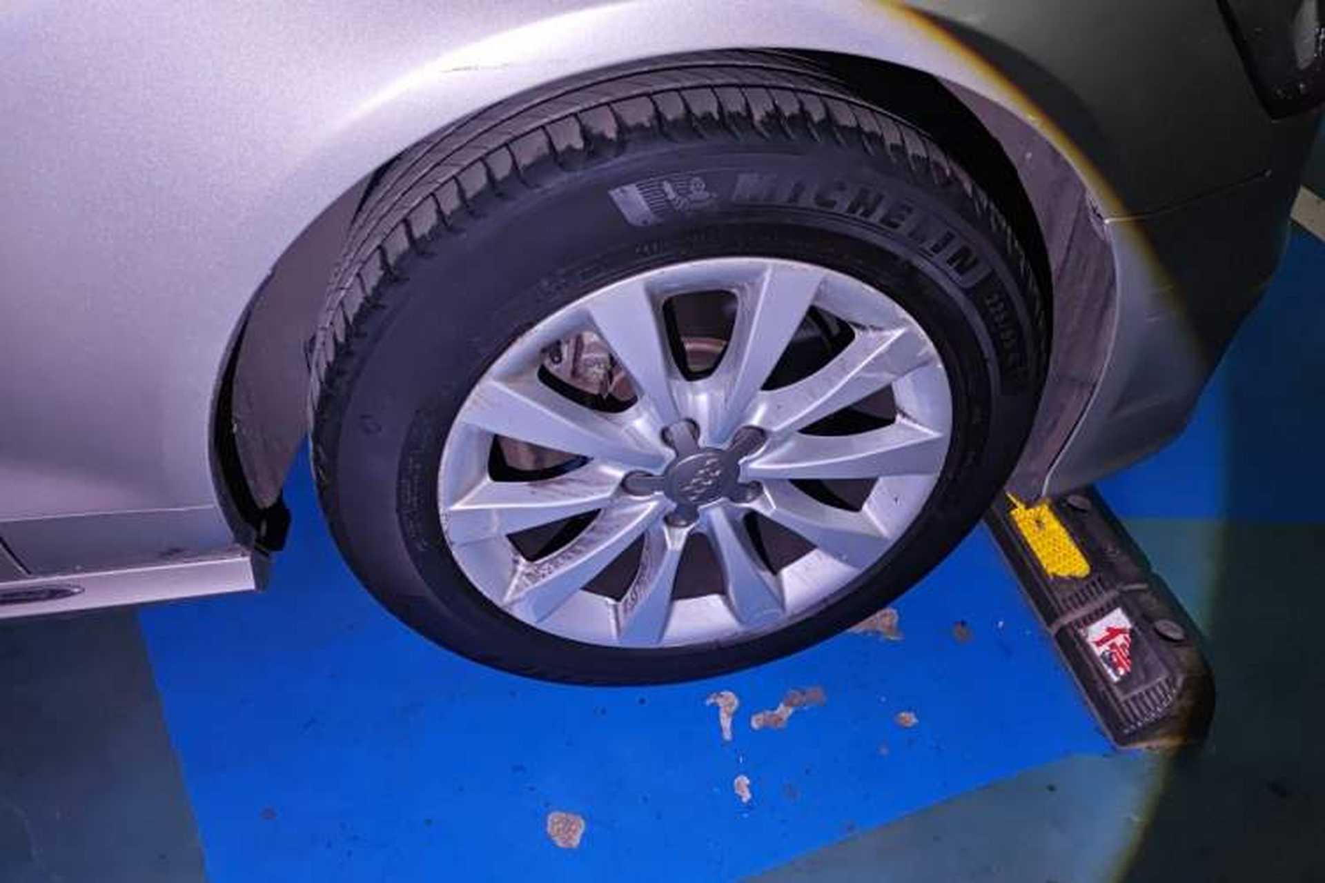 Used Audi A6L 2017 TFSI Technology Edition Right Front Wheel Hub