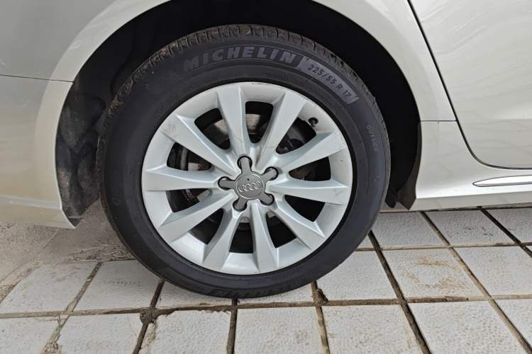 Used Audi A6L 2017 TFSI Technology Edition Right Rear Wheel Hub