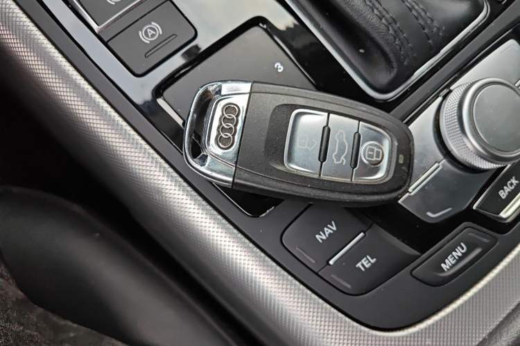 Used Audi A6L 2017 TFSI Technology Edition Vehicle Key