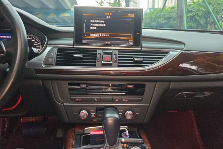 Used Audi A6L 2017 TFSI Comfort Model Audio And AC Panel