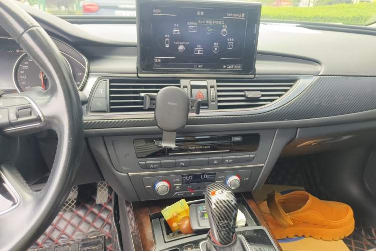 Used Audi A6L 2017 30 FSI Comfort Model Audio And AC Panel