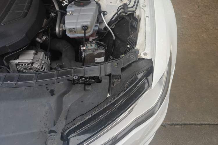 Used Audi A6L 2017 TFSI Technology Edition Engine Bay Left
