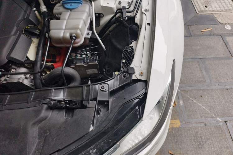 Used Audi A6L 2017 30 FSI Technology Model Engine Bay Left