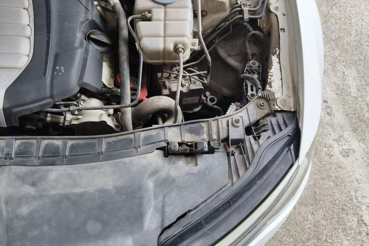 Used Audi A6L 2017 30 FSI Comfort Model Engine Bay Left