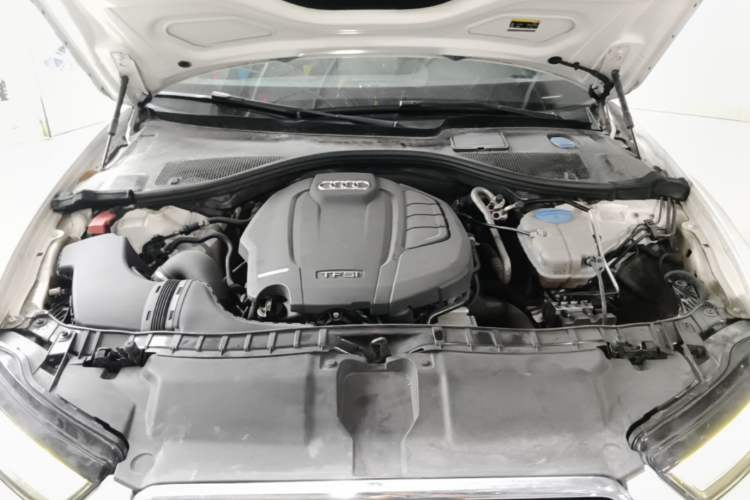 Used Audi A6L 2017 TFSI Technology Edition Engine Bay