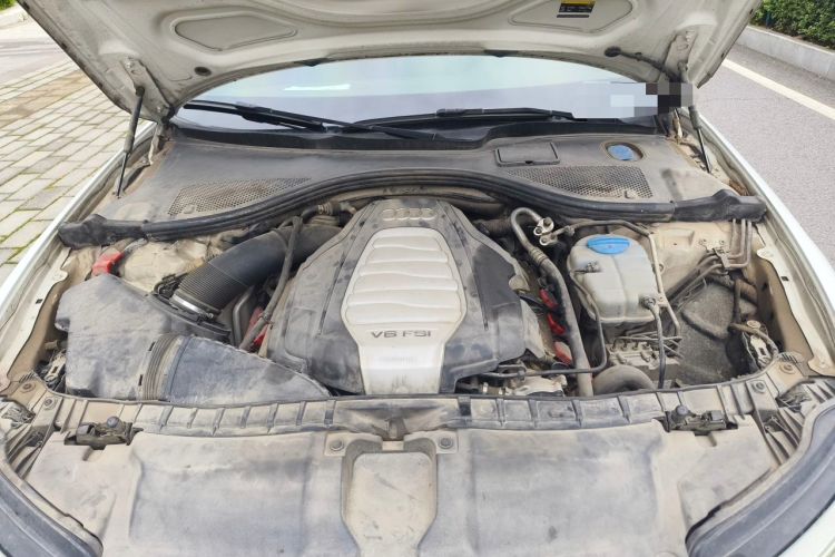 Used Audi A6L 2017 30 FSI Comfort Model Engine Bay