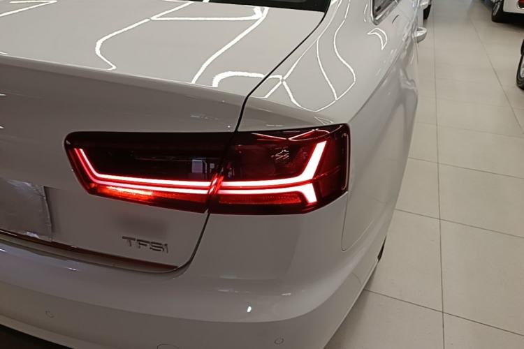 Used Audi A6L 2017 TFSI Technology Edition Exterior 3